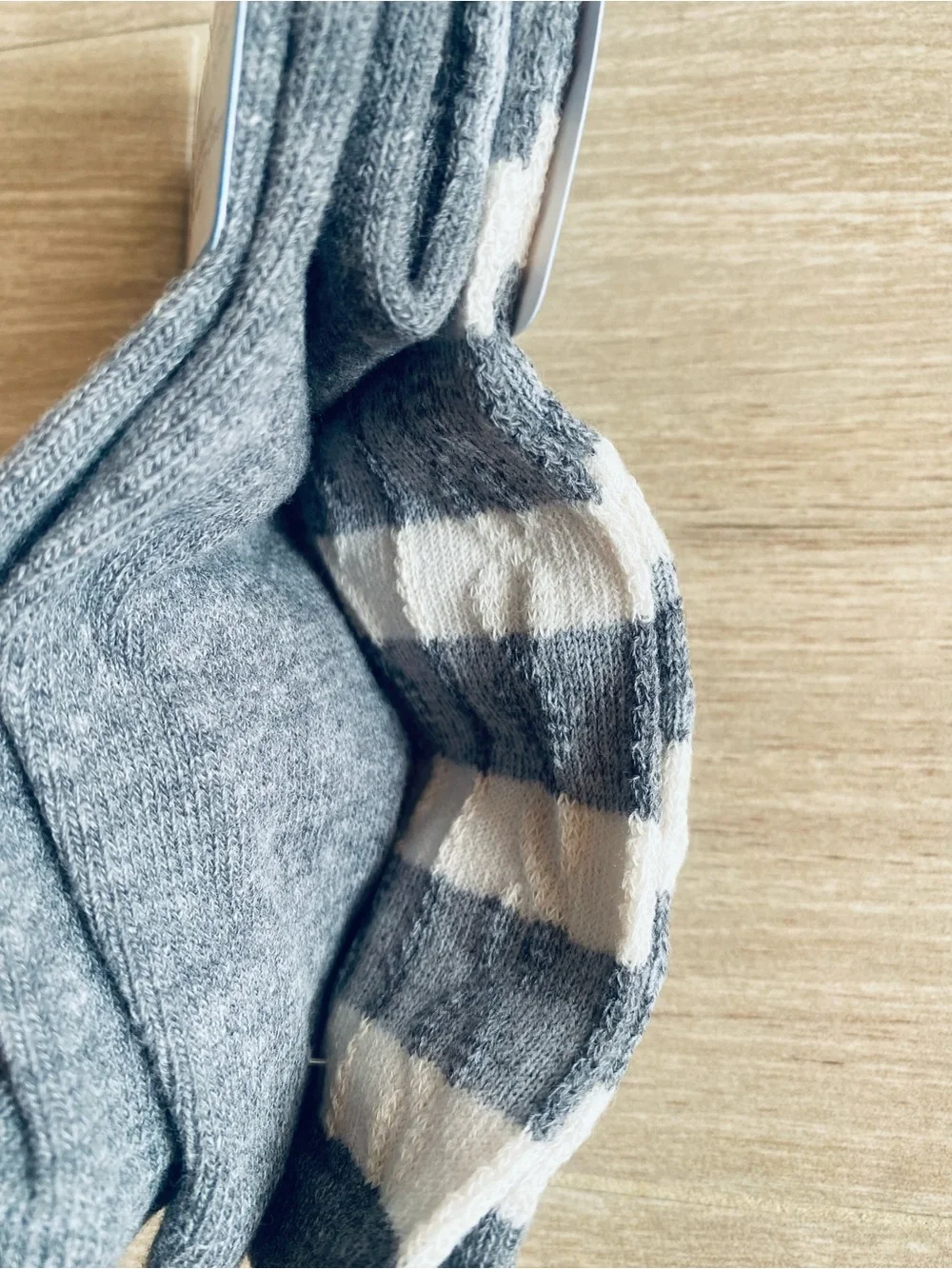NWT Set of 2  Baby Leggings Size 85 12-18M Gray Stripe & Bear footless Tights⁠